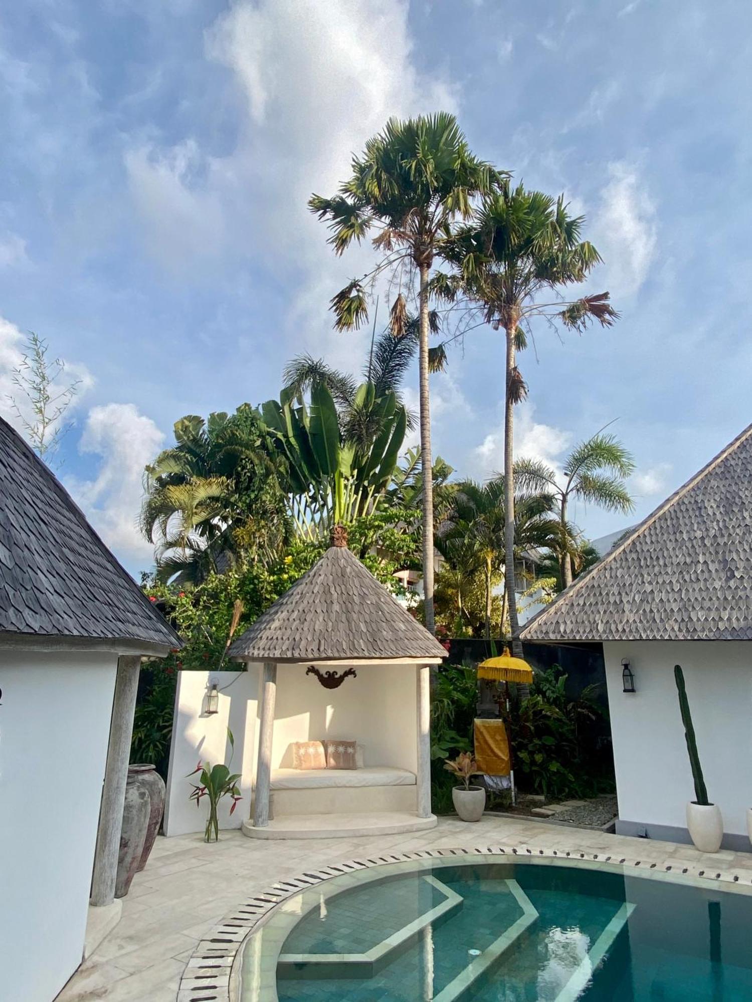 Unique 3Br Villa With Pool 5 Minute Walk To The Pererenan Beach Canggu Kültér fotó