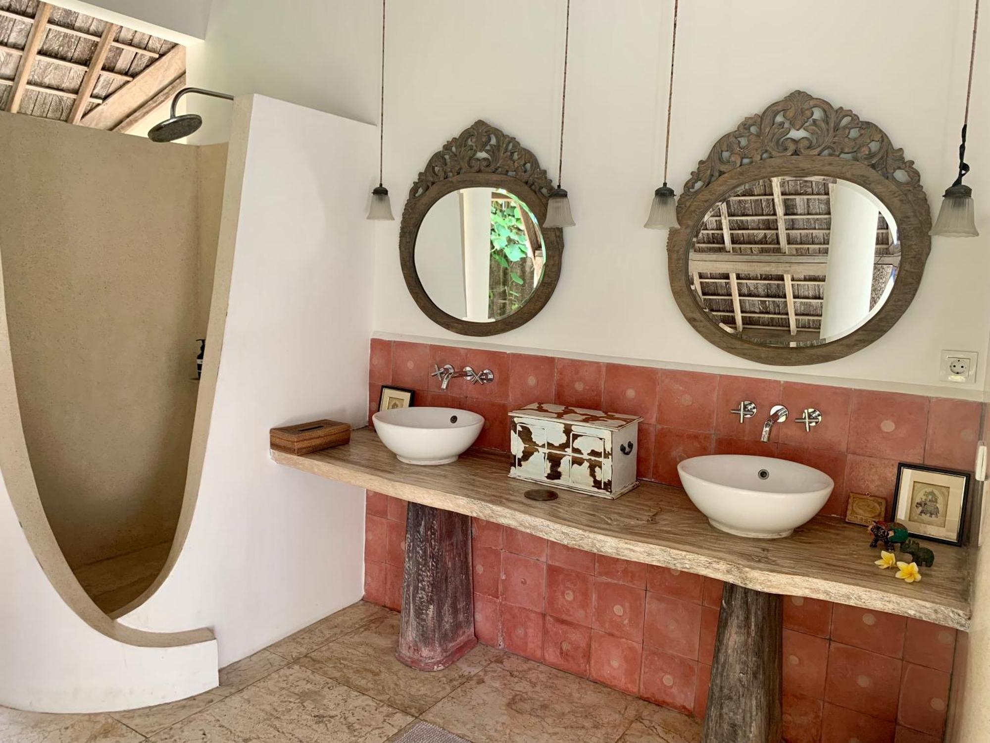 Unique 3Br Villa With Pool 5 Minute Walk To The Pererenan Beach Canggu Kültér fotó