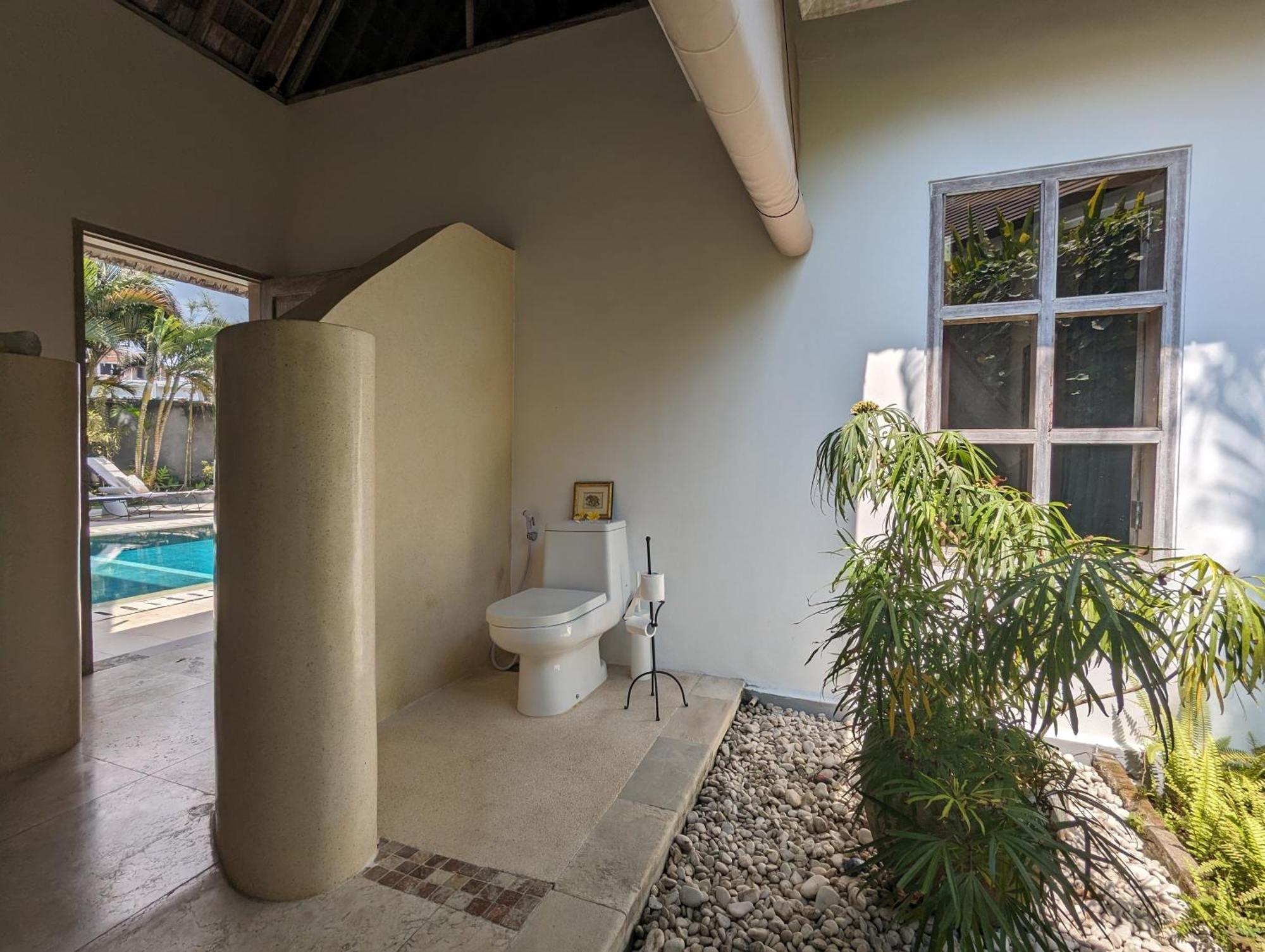 Unique 3Br Villa With Pool 5 Minute Walk To The Pererenan Beach Canggu Kültér fotó