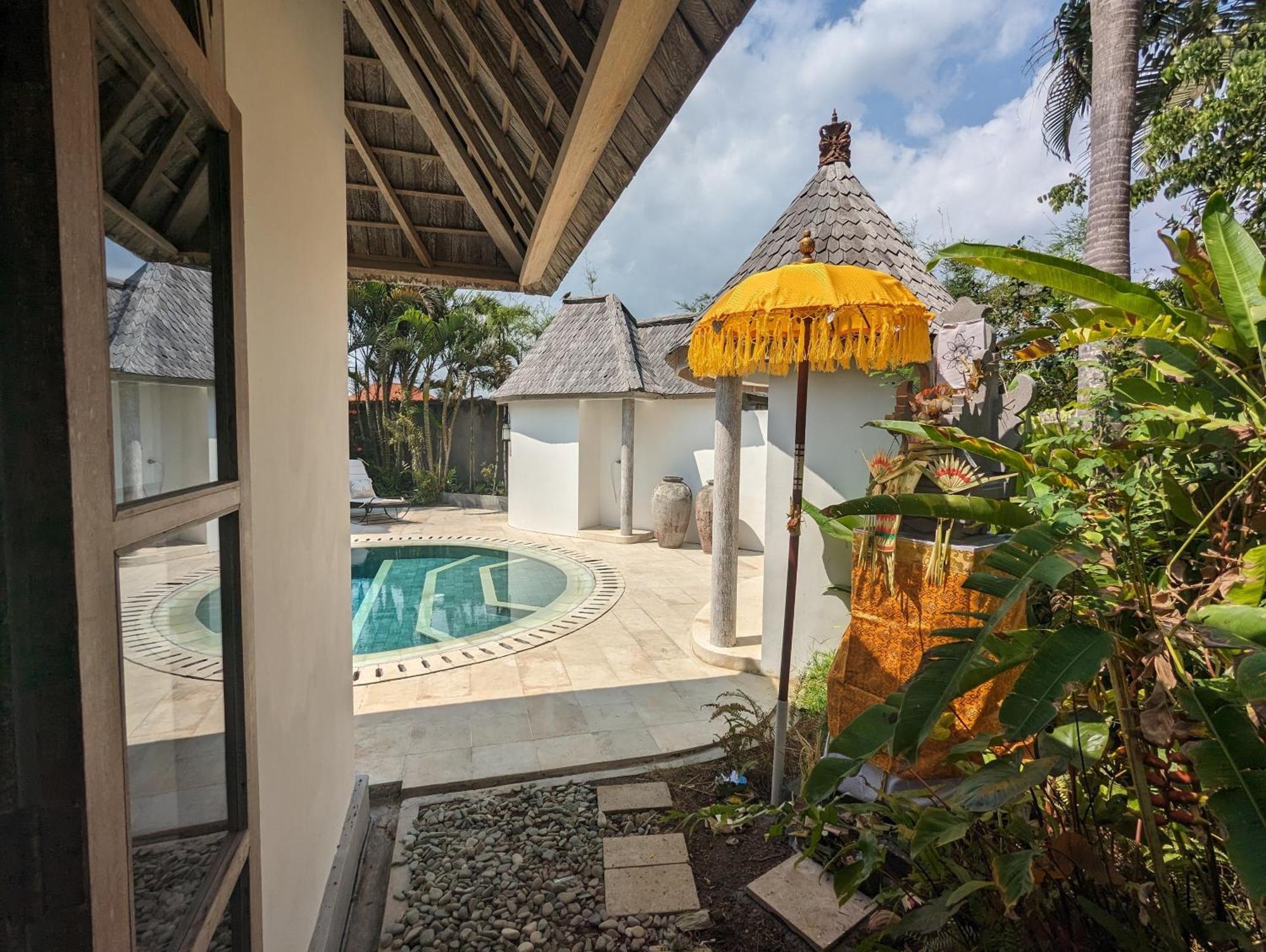 Unique 3Br Villa With Pool 5 Minute Walk To The Pererenan Beach Canggu Kültér fotó
